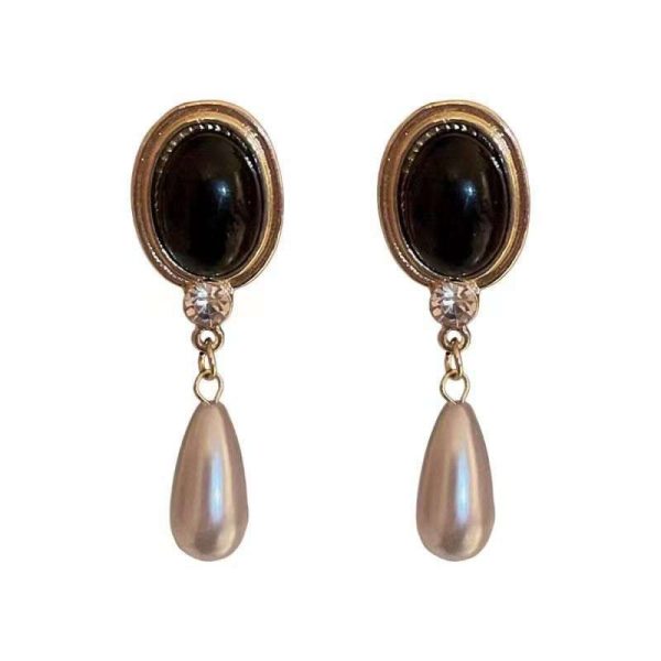 Black white water drop pearl earrings - Image 2